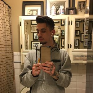 Meet your Posher, Chris